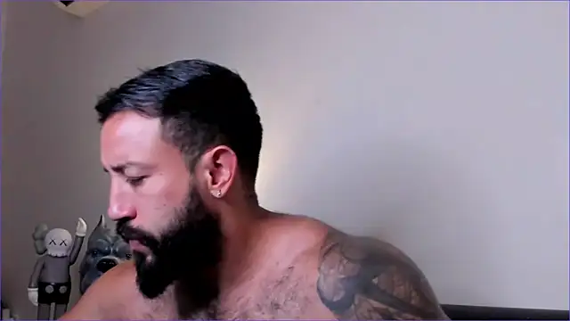 BradLeon  online show from December 15, 2025, 8:20 am