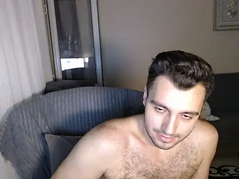 handsomeee04 online show from September 17, 2025, 5:04 pm