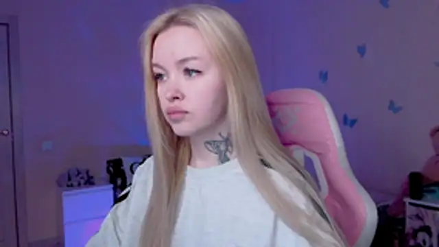 Snapshot of Naughty_Mable chatting on April 23, 2026, 1:01 am Naughty Mable online show from April 23, 2026, 1:01 am