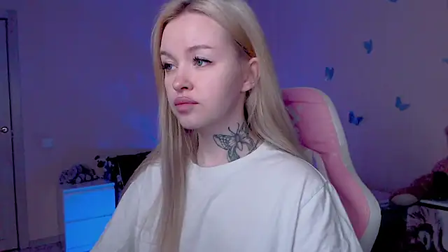 Snapshot of Naughty_Mable chatting on April 25, 2026, 1:08 am Naughty Mable online show from April 25, 2026, 1:08 am