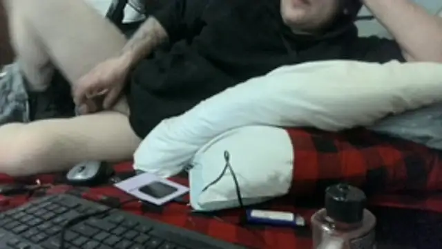 Snapshot of party51502 chatting on February 5, 2026, 9:32 pm party51502 online show from February 5, 2026, 9:32 pm