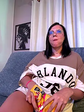 Abril jones10 online show from October 18, 2025, 11:29 pm