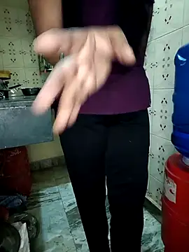 Soniya 444 online show from March 5, 2025, 7:05 am