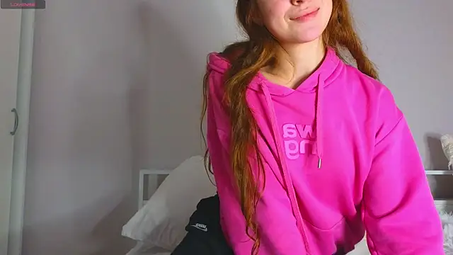 Snapshot of thebarbaraa chatting on October 12, 2025, 5:14 pm thebarbaraa online show from October 12, 2025, 5:14 pm