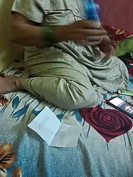 Snapshot of sivani_asha chatting on November 17, 2025, 4:33 pm sivani asha online show from November 17, 2025, 4:33 pm