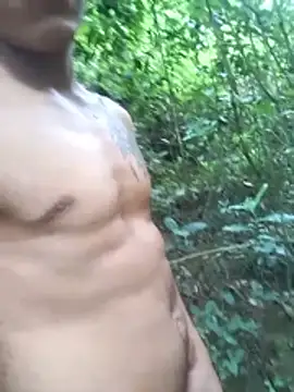 Snapshot of crazysex095 chatting on February 6, 2026, 3:30 pm crazysex095 online show from February 6, 2026, 3:30 pm