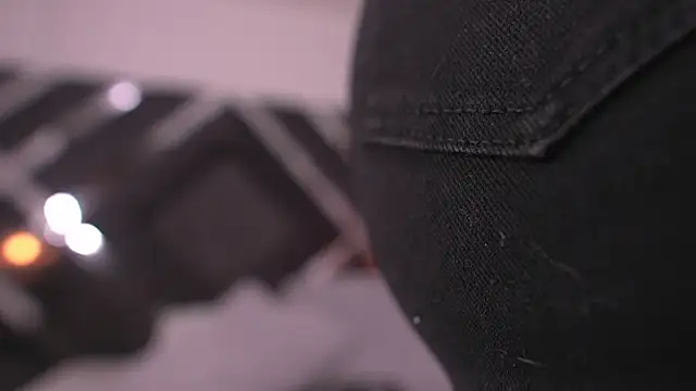 Snapshot of sam_lewins chatting on November 1, 2025, 7:19 pm sam lewins online show from November 1, 2025, 7:19 pm