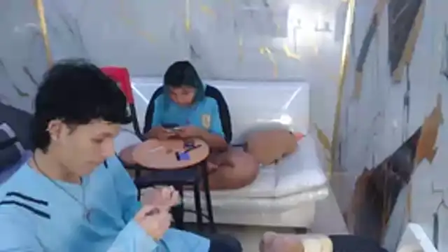 andy dan18 online show from December 2, 2025, 6:20 pm