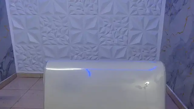 Snapshot of andy_dan18 chatting on March 25, 2026, 7:24 pm andy dan18 online show from March 25, 2026, 7:24 pm