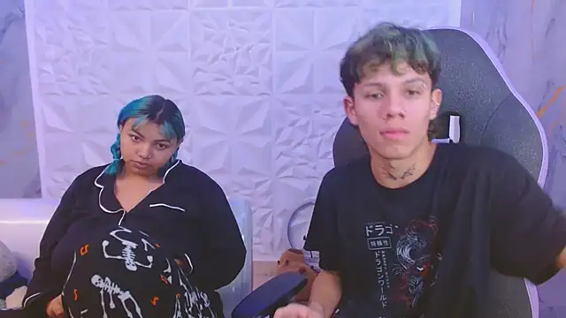 Snapshot of andy_dan18 chatting on March 12, 2026, 8:24 pm andy dan18 online show from March 12, 2026, 8:24 pm