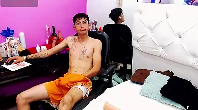 Snapshot of x_daviid_x chatting on January 21, 2025, 7:15 am x daviid x online show from January 21, 2025, 7:15 am