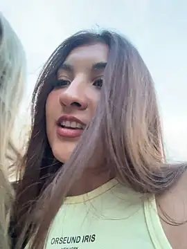 Snapshot of ArdenBlake chatting on April 14, 2026, 9:20 pm ArdenBlake online show from April 14, 2026, 9:20 pm