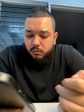 El Titan1998 online show from November 8, 2025, 9:40 pm