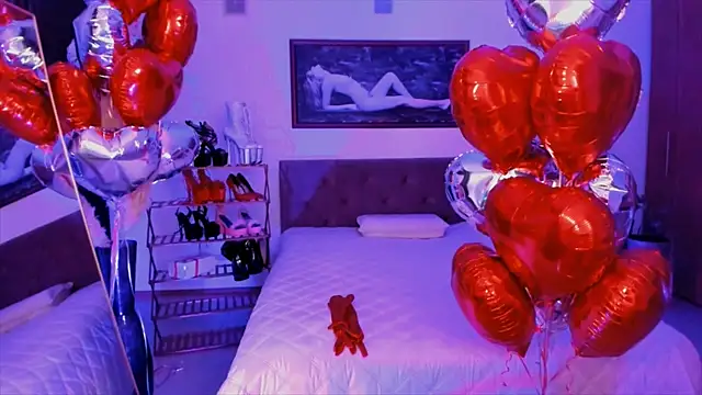 Snapshot of Oliva_Candy chatting on February 13, 2025, 6:26 pm Oliva Candy online show from February 13, 2025, 6:26 pm