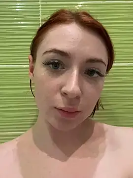 Snapshot of Cuteroxyfoxy chatting on February 17, 2025, 2:49 pm Cuteroxyfoxy online show from February 17, 2025, 2:49 pm