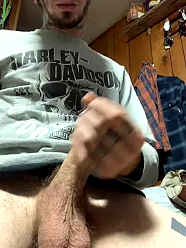 Snapshot of hashdabber710 chatting on October 25, 2025, 4:55 am hashdabber710 online show from October 25, 2025, 4:55 am