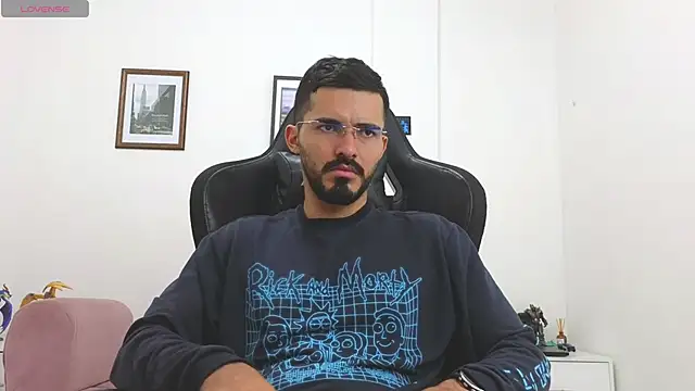 Massimoo 07 online show from October 24, 2025, 4:17 pm