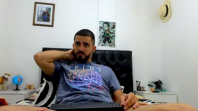 Massimoo 07 online show from July 31, 2026, 7:11 pm