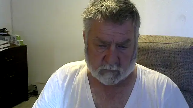 Snapshot of viejo_oso chatting on November 27, 2025, 4:07 pm viejo oso online show from November 27, 2025, 4:07 pm