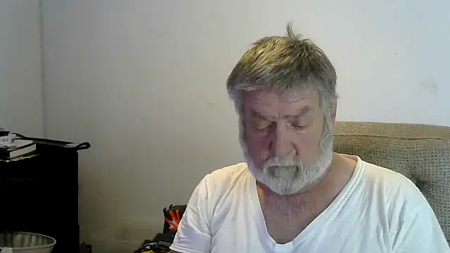 Snapshot of viejo_oso chatting on January 18, 2026, 10:02 pm viejo oso online show from January 18, 2026, 10:02 pm