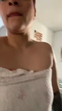 Snapshot of Sophia_cyrus11 chatting on November 9, 2025, 4:22 pm Sophia cyrus11 online show from November 9, 2025, 4:22 pm