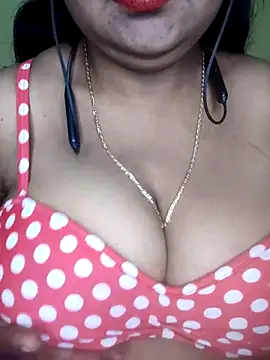 Snapshot of LustyBhabhi chatting on November 25, 2025, 1:33 pm LustyBhabhi online show from November 25, 2025, 1:33 pm