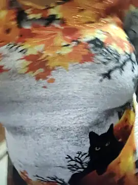 LustyBhabhi online show from October 28, 2025, 4:35 am