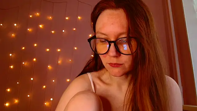 Snapshot of MelanyOx chatting on September 20, 2025, 3:33 am MelanyOx online show from September 20, 2025, 3:33 am