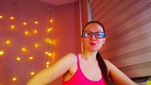 Snapshot of MelanyOx chatting on February 16, 2025, 10:22 pm MelanyOx online show from February 16, 2025, 10:22 pm