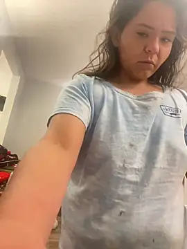 Snapshot of Dnasty1408 chatting on January 4, 2025, 2:35 am Dnasty1408 online show from January 4, 2025, 2:35 am