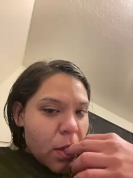 Snapshot of Dnasty1408 chatting on December 25, 2024, 6:09 am Dnasty1408 online show from December 25, 2024, 6:09 am