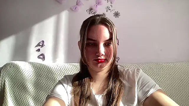 Dreamyblushfairy online show from March 18, 2025, 7:22 am