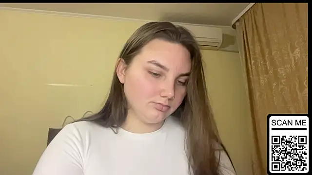 Dreamyblushfairy online show from November 25, 2025, 3:45 pm