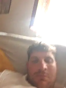 michemichemiche8 online show from September 10, 2025, 1:43 pm