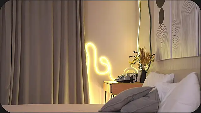 dietmountaindew  online show from March 19, 2025, 6:23 pm