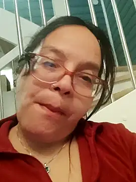 Tanyabigtits online show from October 15, 2025, 7:33 pm