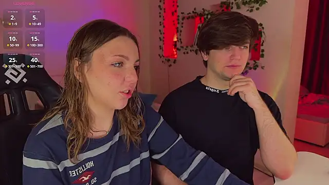 RobertAndLinela online show from March 17, 2026, 2:25 am