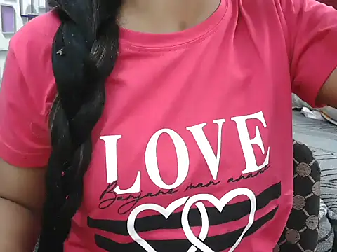 Somiya87 online show from November 12, 2025, 6:23 pm