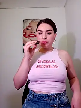 VictoriaMolina online show from November 7, 2025, 9:41 pm