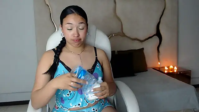 Snapshot of IsabellRodriguez18 chatting on February 26, 2025, 2:08 am IsabellRodriguez18 online show from February 26, 2025, 2:08 am