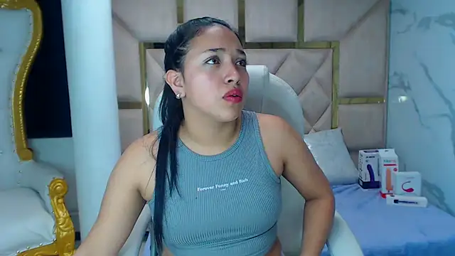 Snapshot of IsabellRodriguez18 chatting on March 7, 2025, 10:35 am IsabellRodriguez18 online show from March 7, 2025, 10:35 am