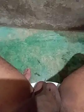 yaxom33 online show from March 16, 2026, 3:03 am