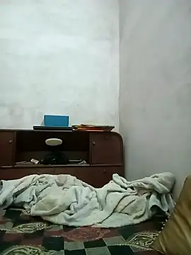 Snapshot of IamRentedBoybfriend chatting on March 14, 2025, 11:12 am IamRentedBoybfriend online show from March 14, 2025, 11:12 am
