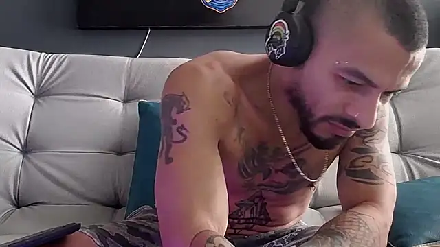 callme douglas online show from September 19, 2025, 2:10 pm