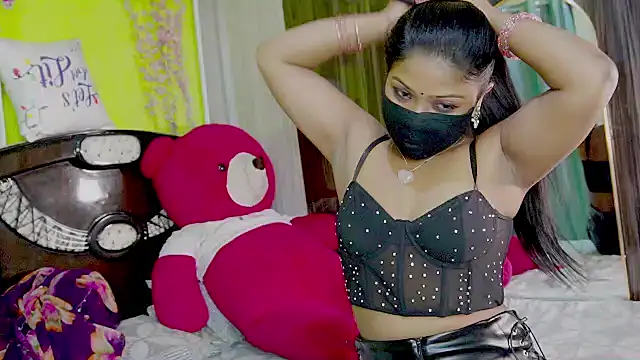 Snapshot of sexyhoney27 chatting on April 8, 2026, 8:32 pm sexyhoney27 online show from April 8, 2026, 8:32 pm