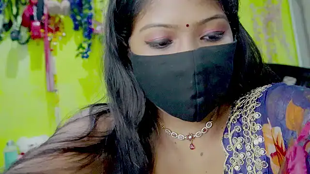 Snapshot of sexyhoney27 chatting on April 9, 2026, 4:57 pm sexyhoney27 online show from April 9, 2026, 4:57 pm