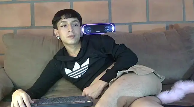 Snapshot of Alexa_Cortes chatting on December 24, 2024, 8:22 am Alexa Cortes online show from December 24, 2024, 8:22 am