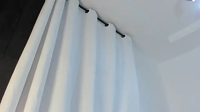 Snapshot of two_milkyway chatting on April 11, 2026, 11:36 am two milkyway online show from April 11, 2026, 11:36 am