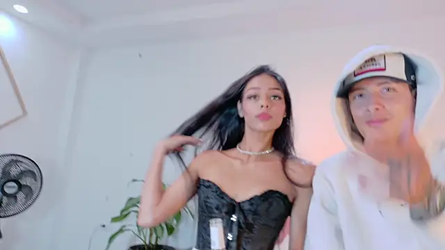 Snapshot of two_milkyway chatting on January 18, 2026, 1:53 am two milkyway online show from January 18, 2026, 1:53 am