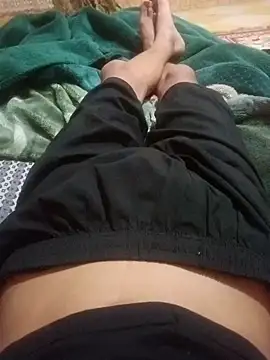 Snapshot of D09754 chatting on February 24, 2025, 7:41 pm D09754 online show from February 24, 2025, 7:41 pm